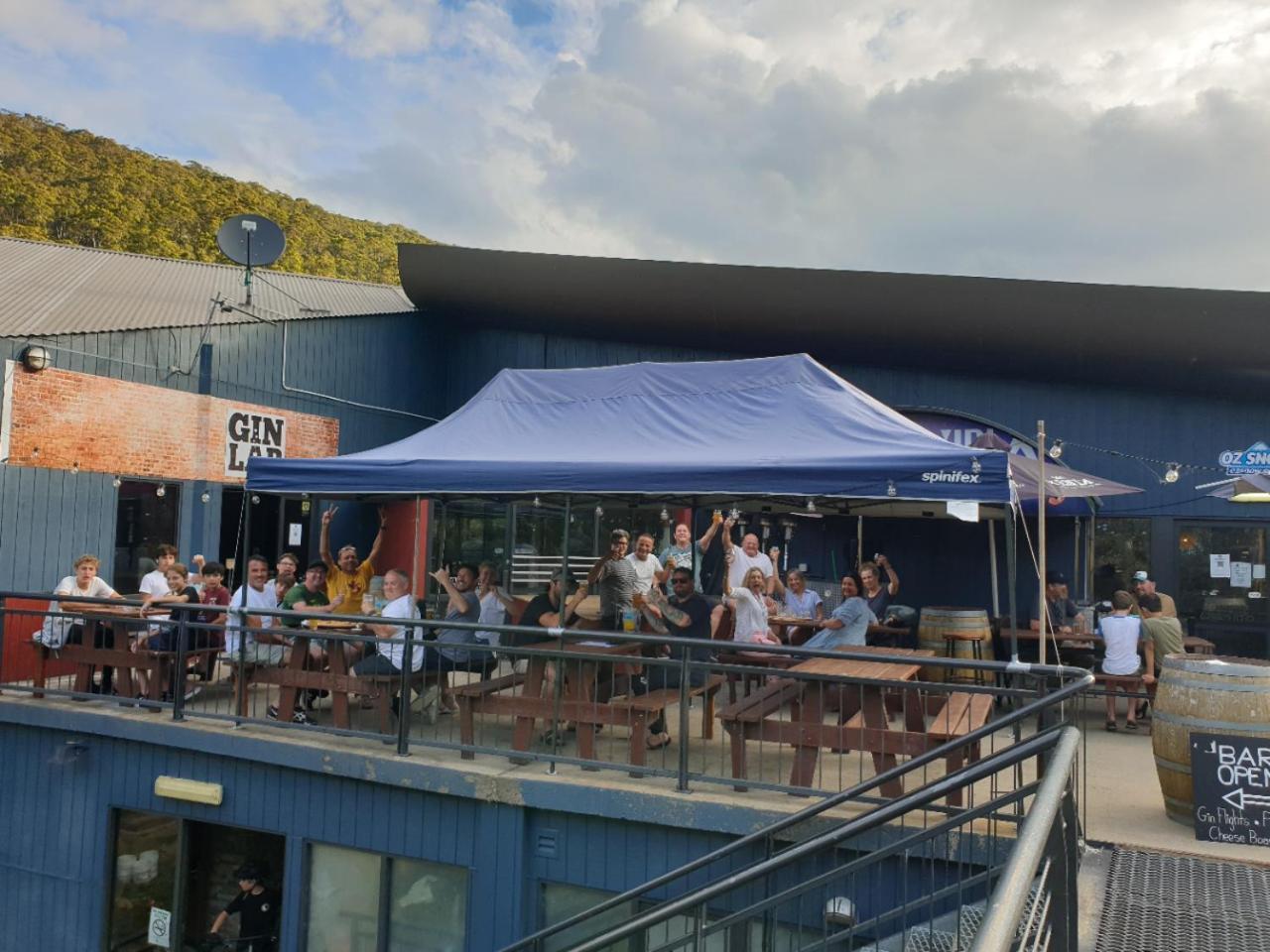 The River Inn Thredbo Buitenkant foto